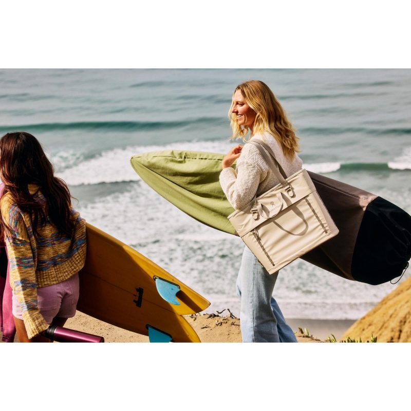 Custom Hydro Flask Carryout Tote Cooler 20 L - 6